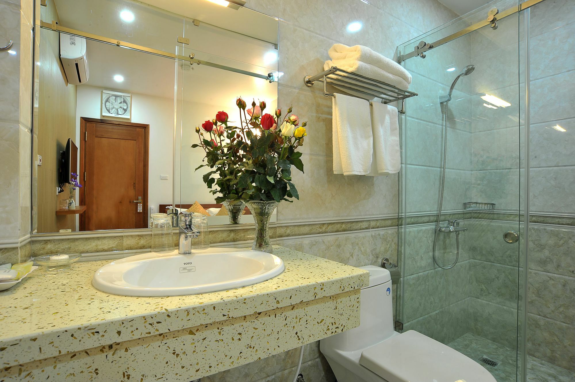 Coco Hotel Cau Giay Hanoj Exteriér fotografie